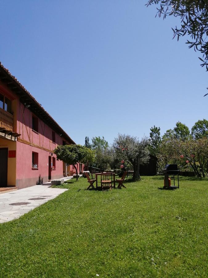 El Mirador Del Gato I Y II Villa Mesegar de Corneja Exterior photo